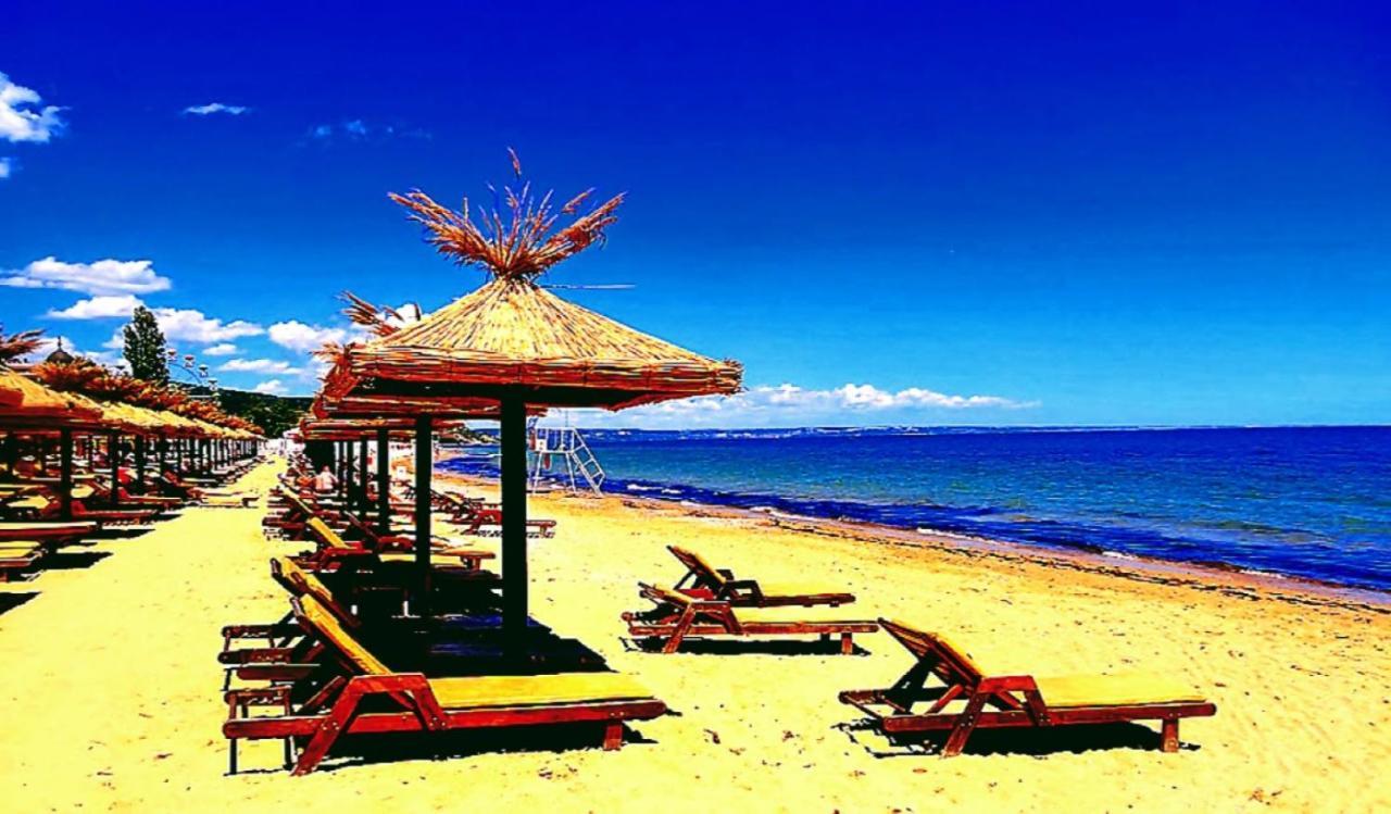 Beach Apartment Rose Golden Sands Exterior photo